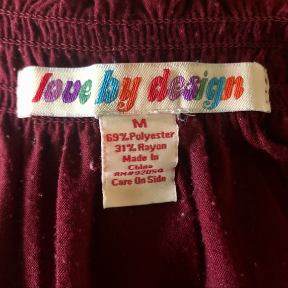 Love by Design Maroon Gathered Keyhole Peasant Top - Picture 4 of 5